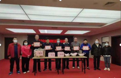 北湖街正街社區(qū)與下沉黨員聯(lián)動(dòng)豐富多彩的社區(qū)活動(dòng)辦起來